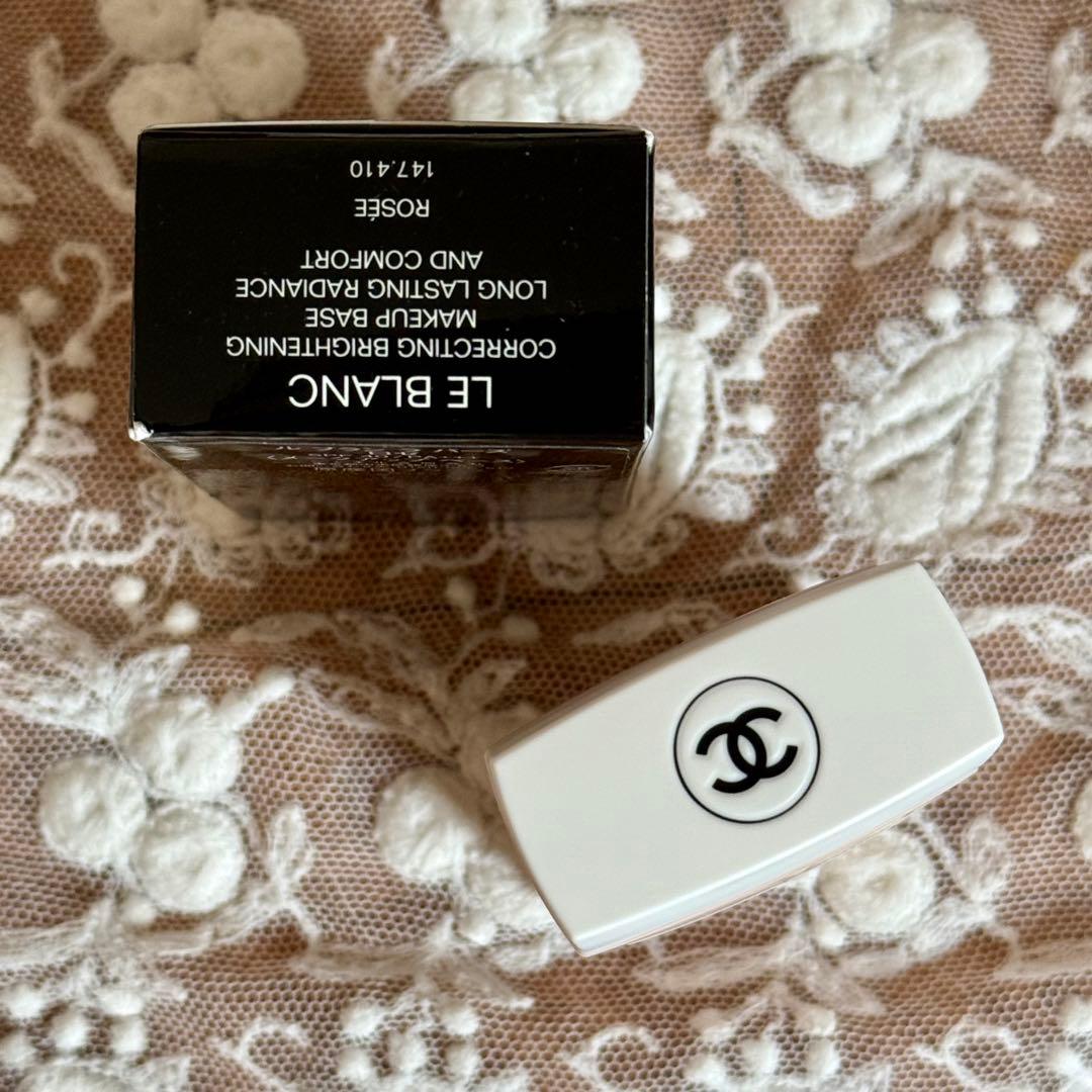 シャネル ルブラン ラバーズ ロゼ CHANEL LA BASE BLANC