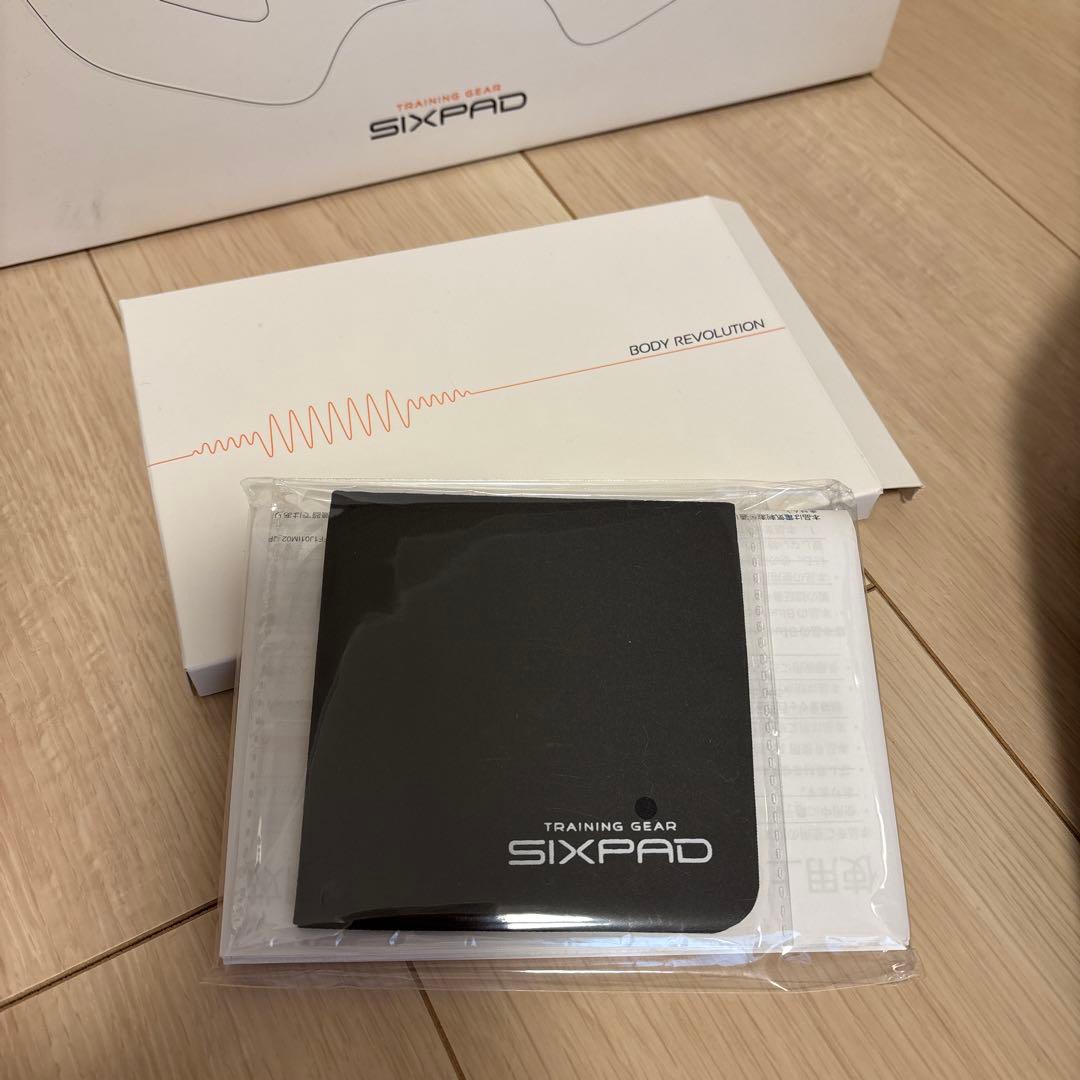 SIXPAD フィット トレーニングガイド付き