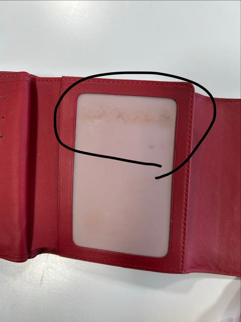 Louis Vuitton エナメル 二つ折り財布 レッド