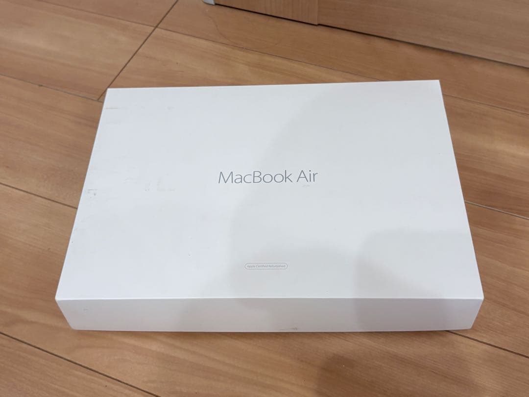 【にっし〜。♪ 】Apple MacBook Air シルバー