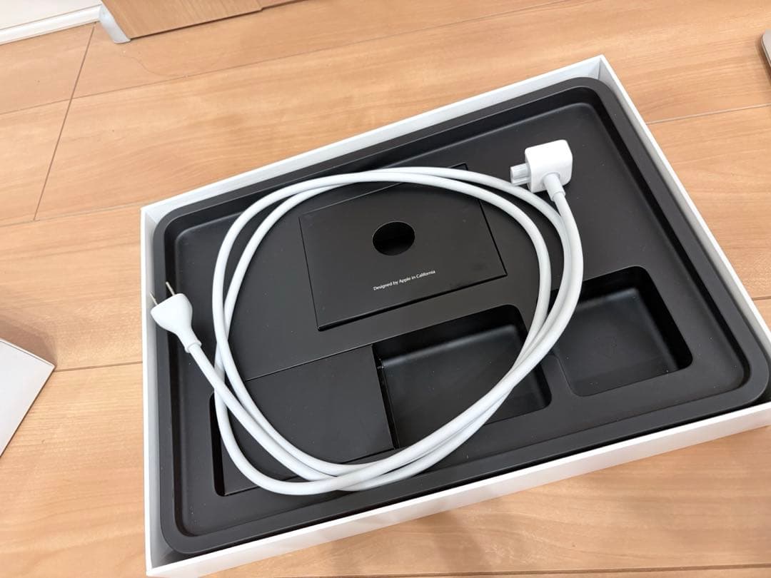 【にっし〜。♪ 】Apple MacBook Air シルバー