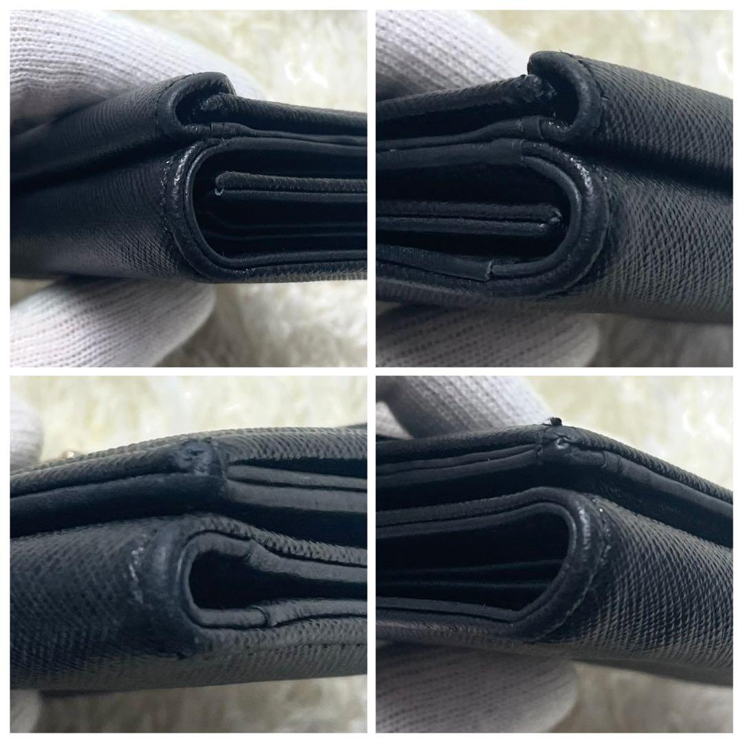 ヴィヴィアンウエストウッド 折財布 ブラック 三つ折り財布 レター型