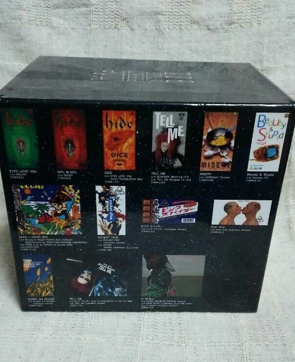 【中古品】hide PERFECT SINGLE BOX 3D怪人カード付き