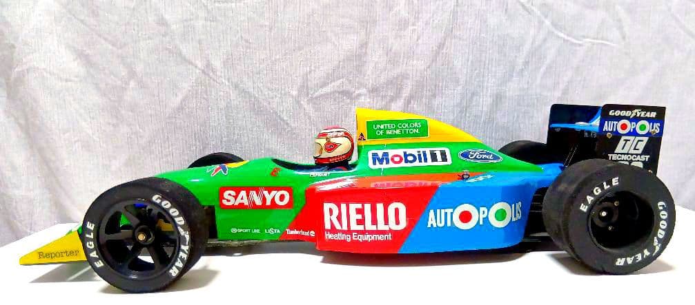 タミヤ ベネトンB190 RC 1/10