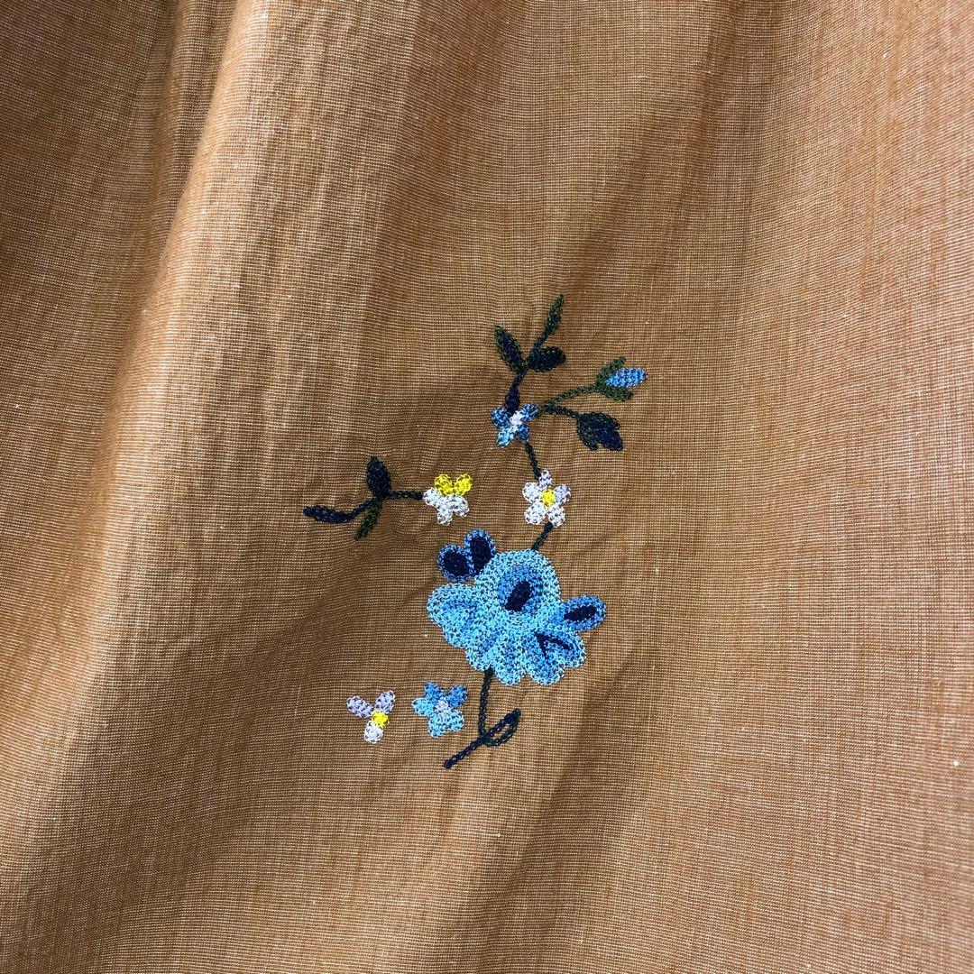 45R ハケ目フラワー刺繍スカート ブラウン ベージュ
