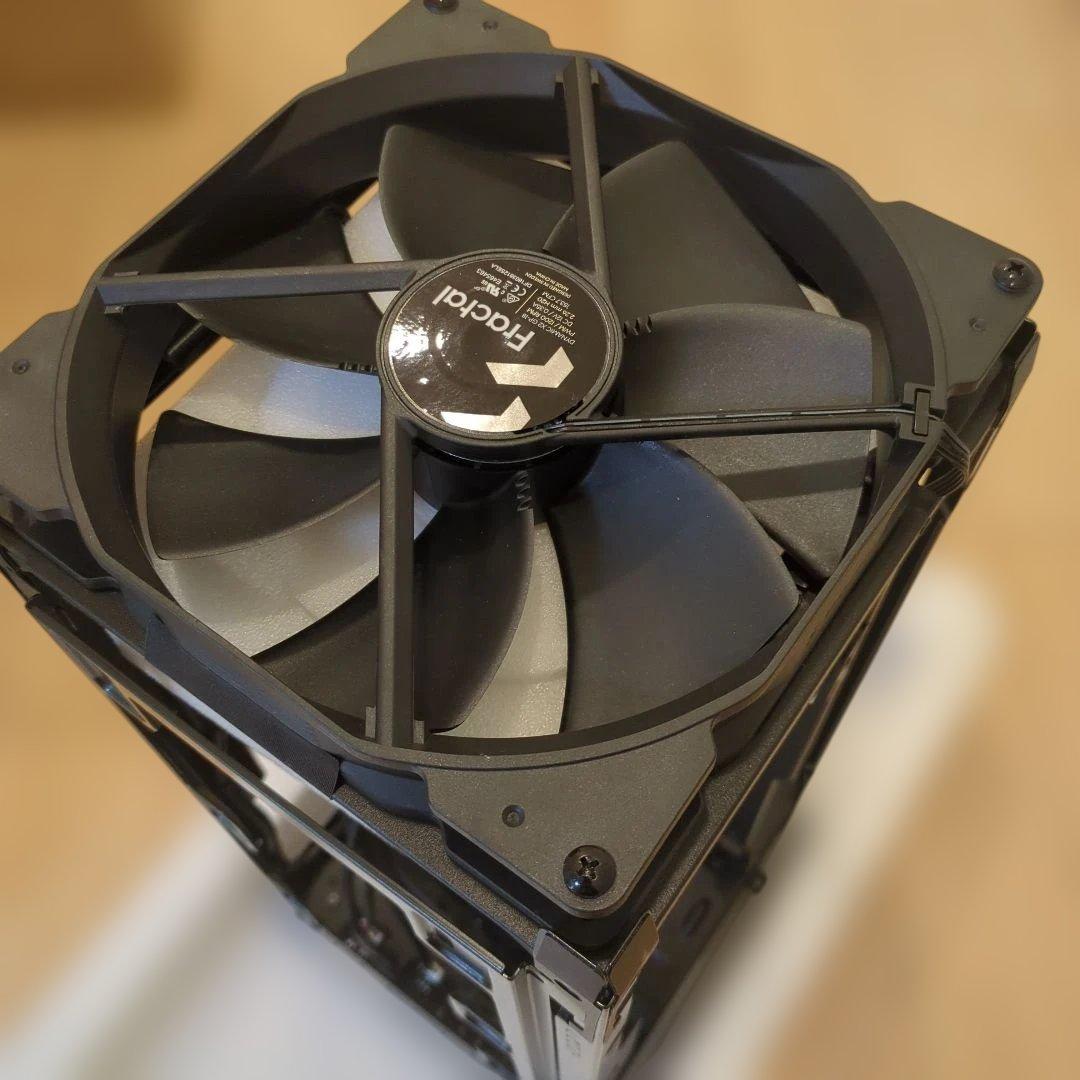 Fractal Design mood タワー型 ケース