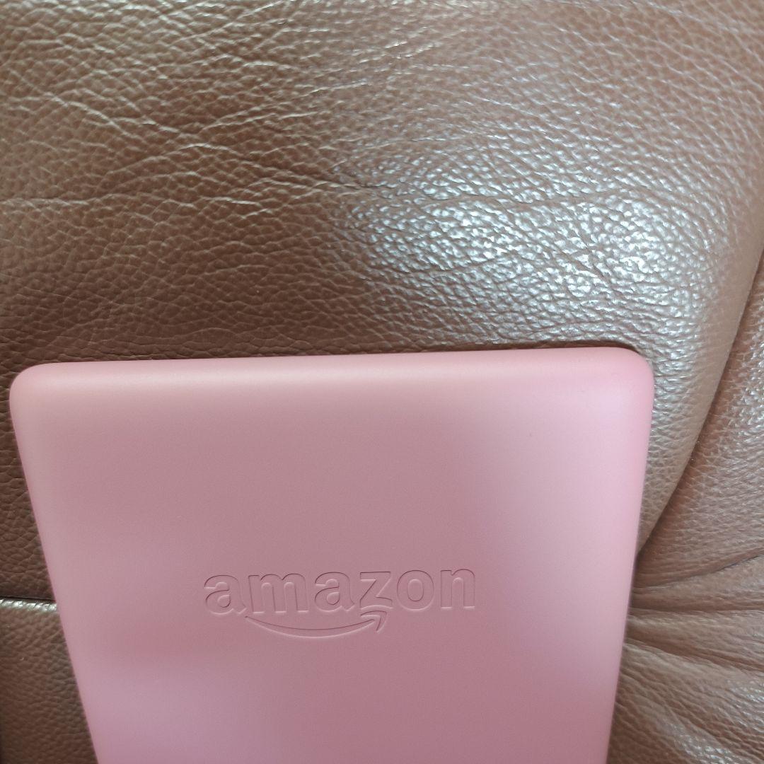 Kindle Paperwhite 第10世代 8GB　カバー付き