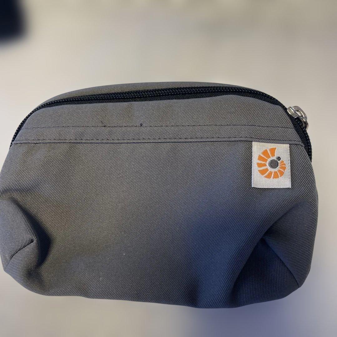 美品　ergobaby オムニブリーズ OMNI breeze 抱っこ紐