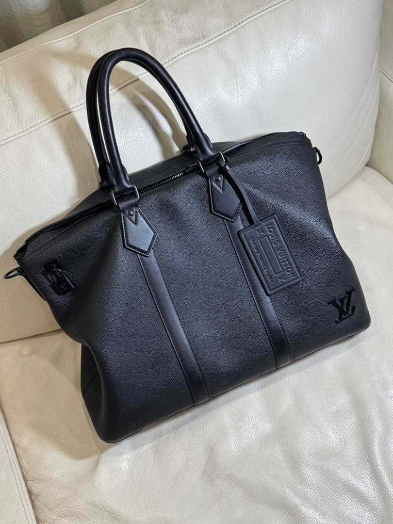 【定価61.6万・極上のカーフレザー】LOUIS VUITTON ロックイット