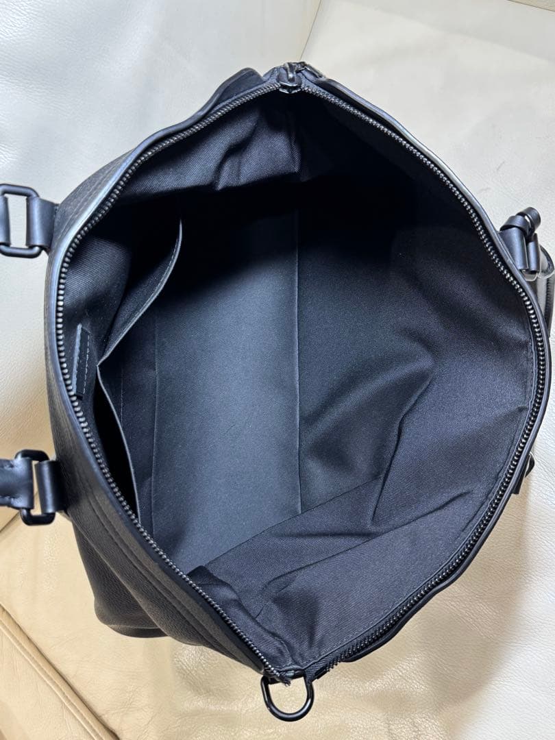 【定価61.6万・極上のカーフレザー】LOUIS VUITTON ロックイット