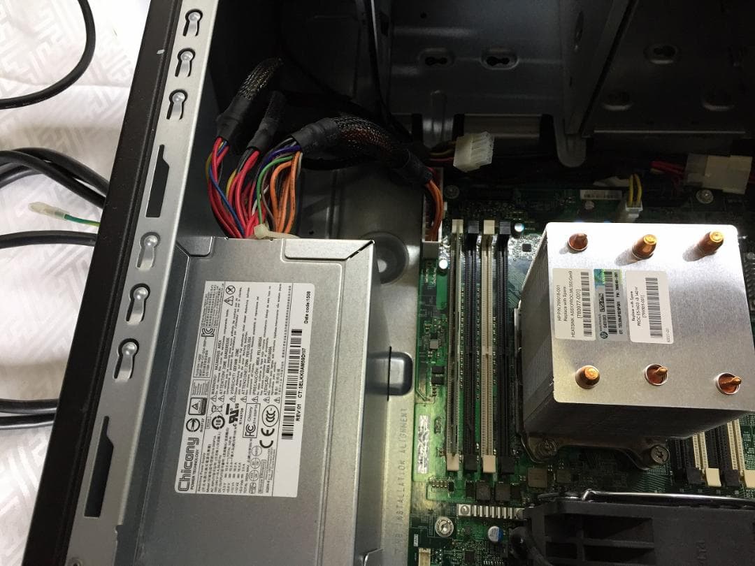 サーバー HP ProLiant ML110 Gen9