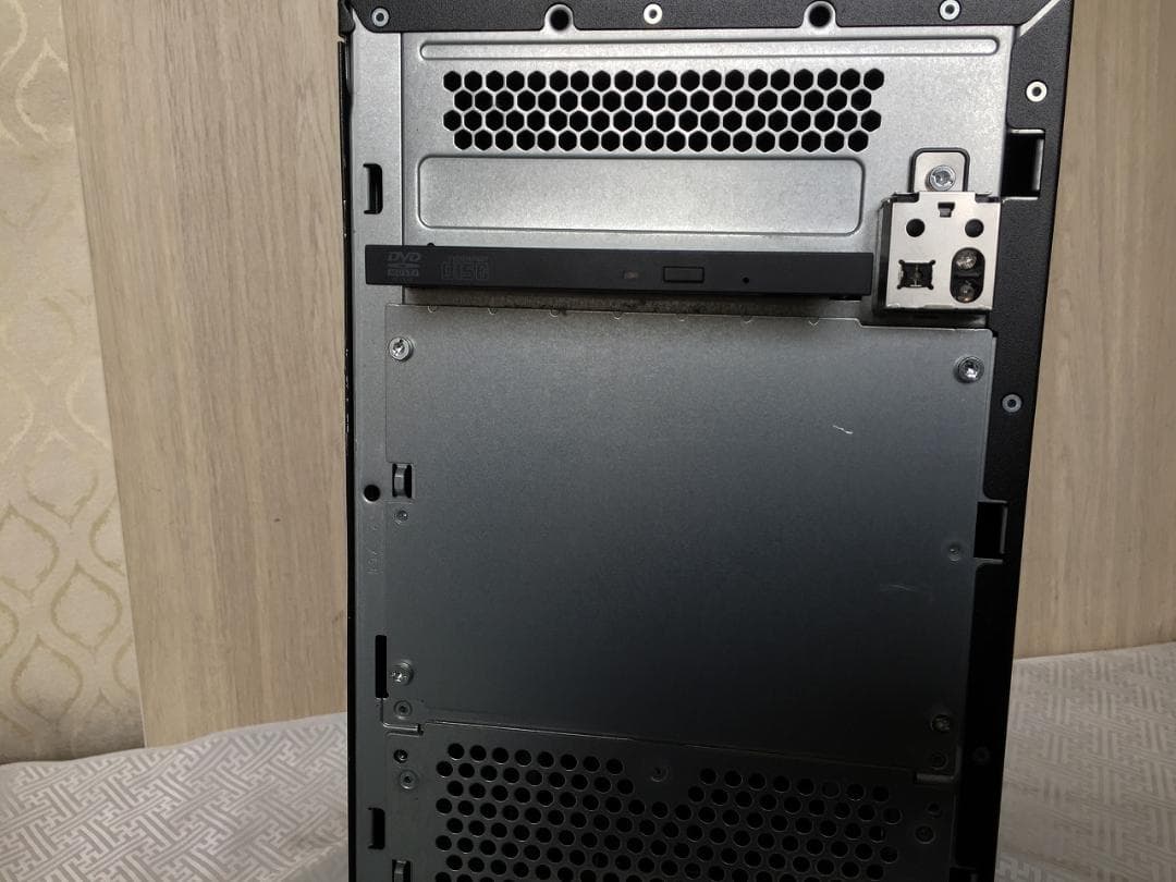 サーバー HP ProLiant ML110 Gen9