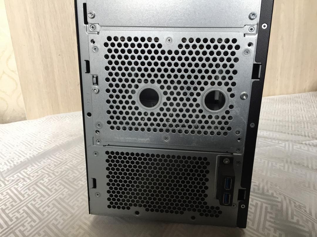 サーバー HP ProLiant ML110 Gen9