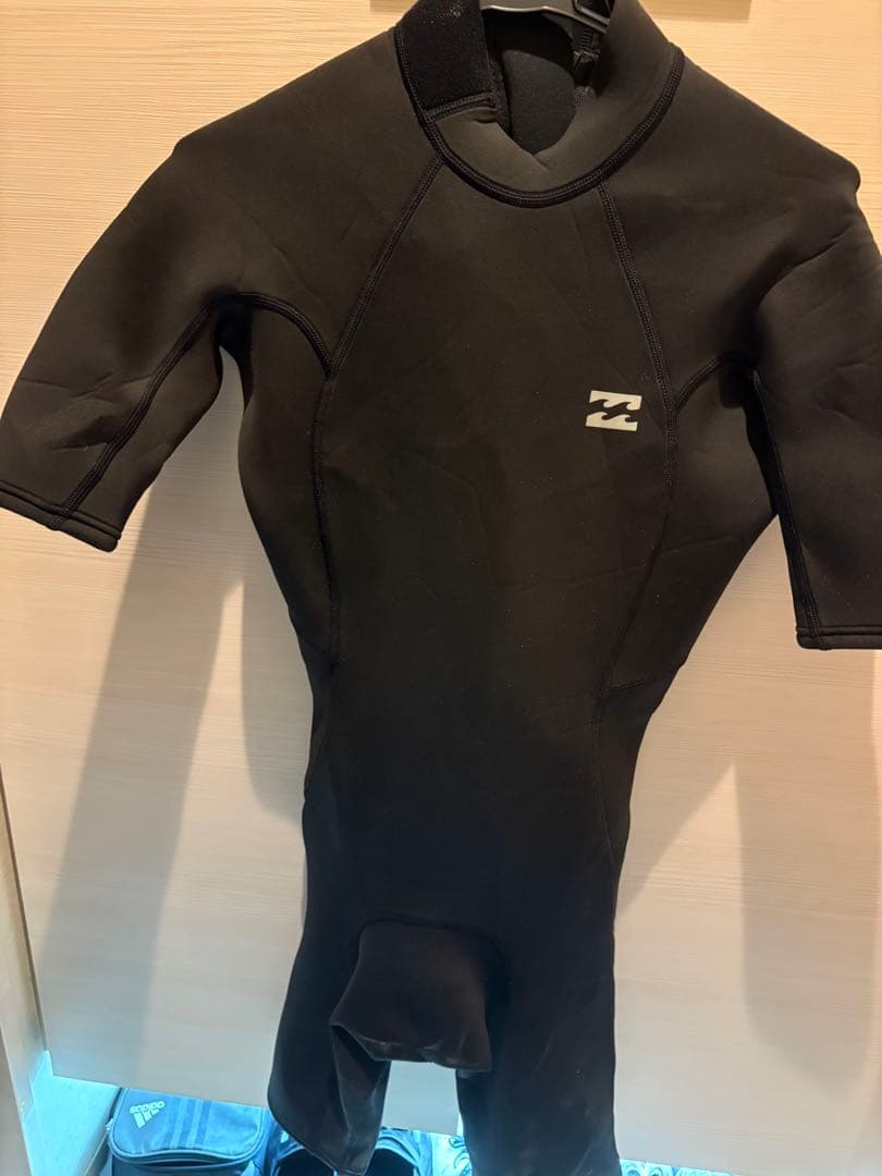 Billabong ウェットスーツ 黒 半袖