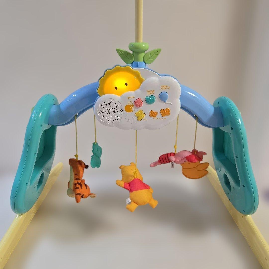 (美品)　プーさん メロディ付きベビージム　プーメリー