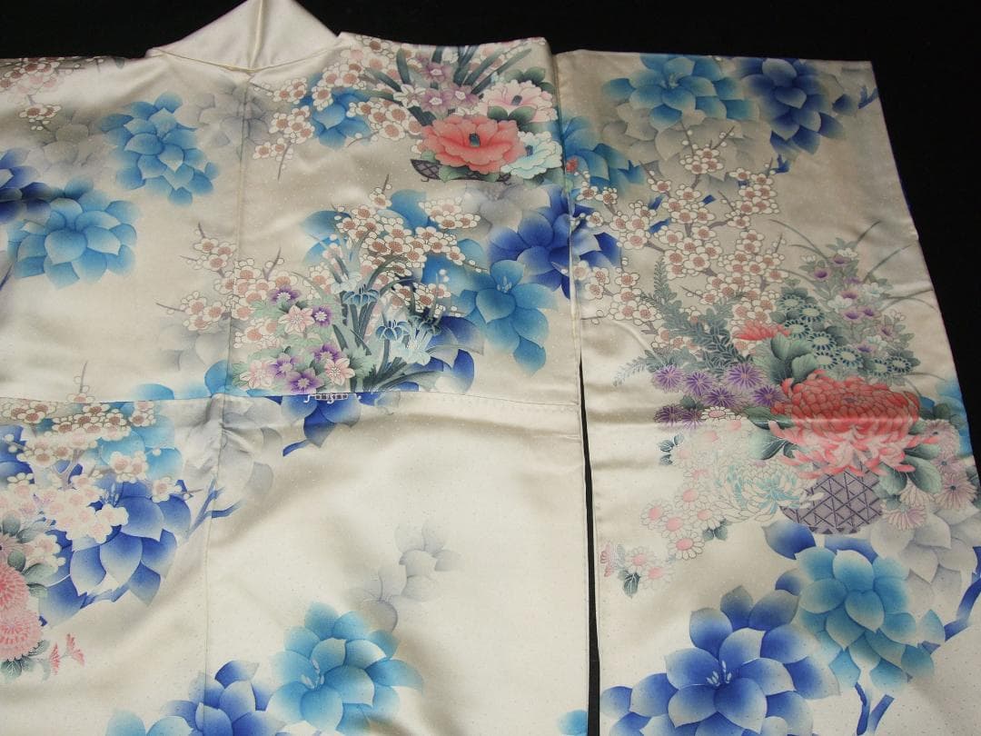 大輪菊と清楚な草花 振袖フルセット 7点　手刺繍　ｍ8 成人式