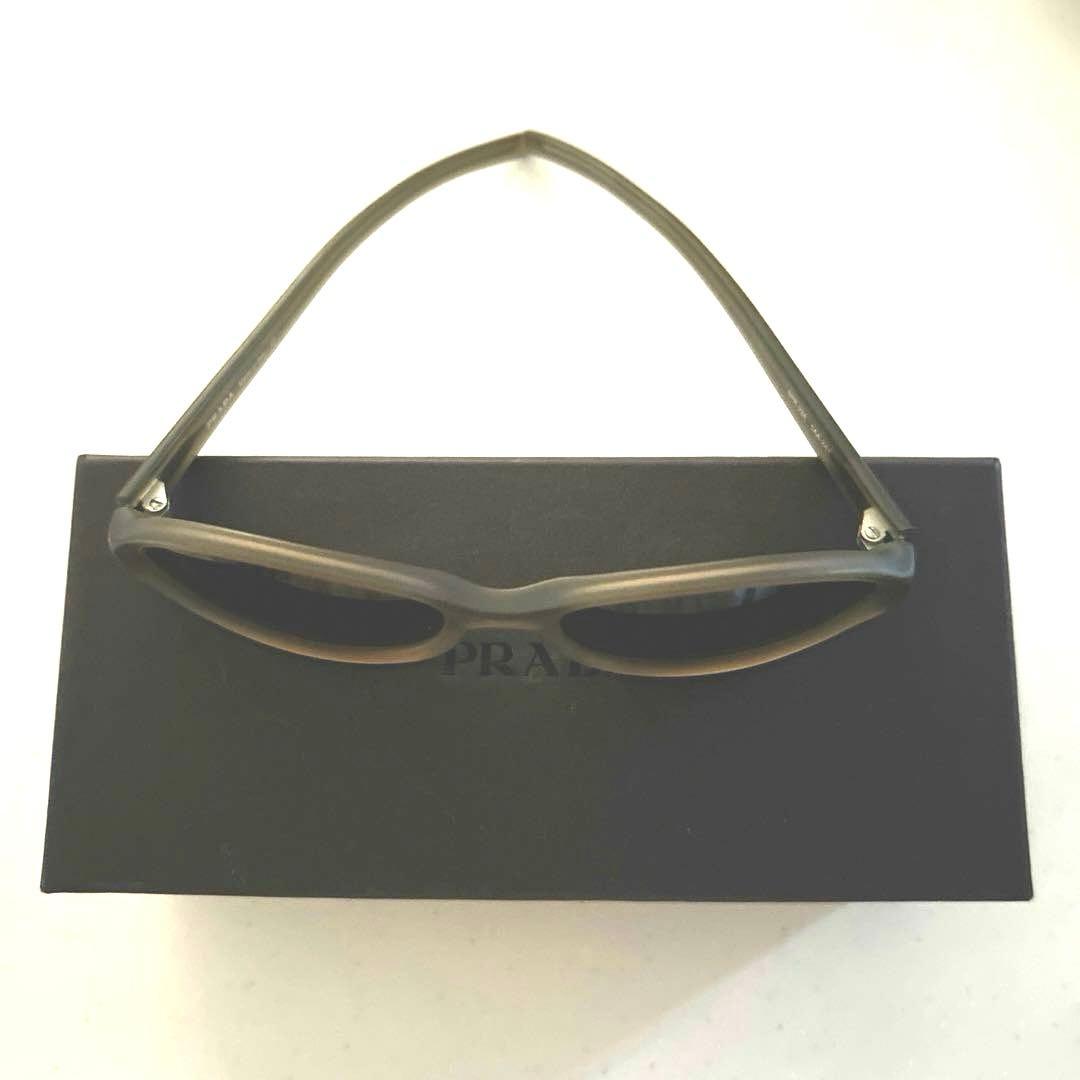 PRADA レディース　サングラス