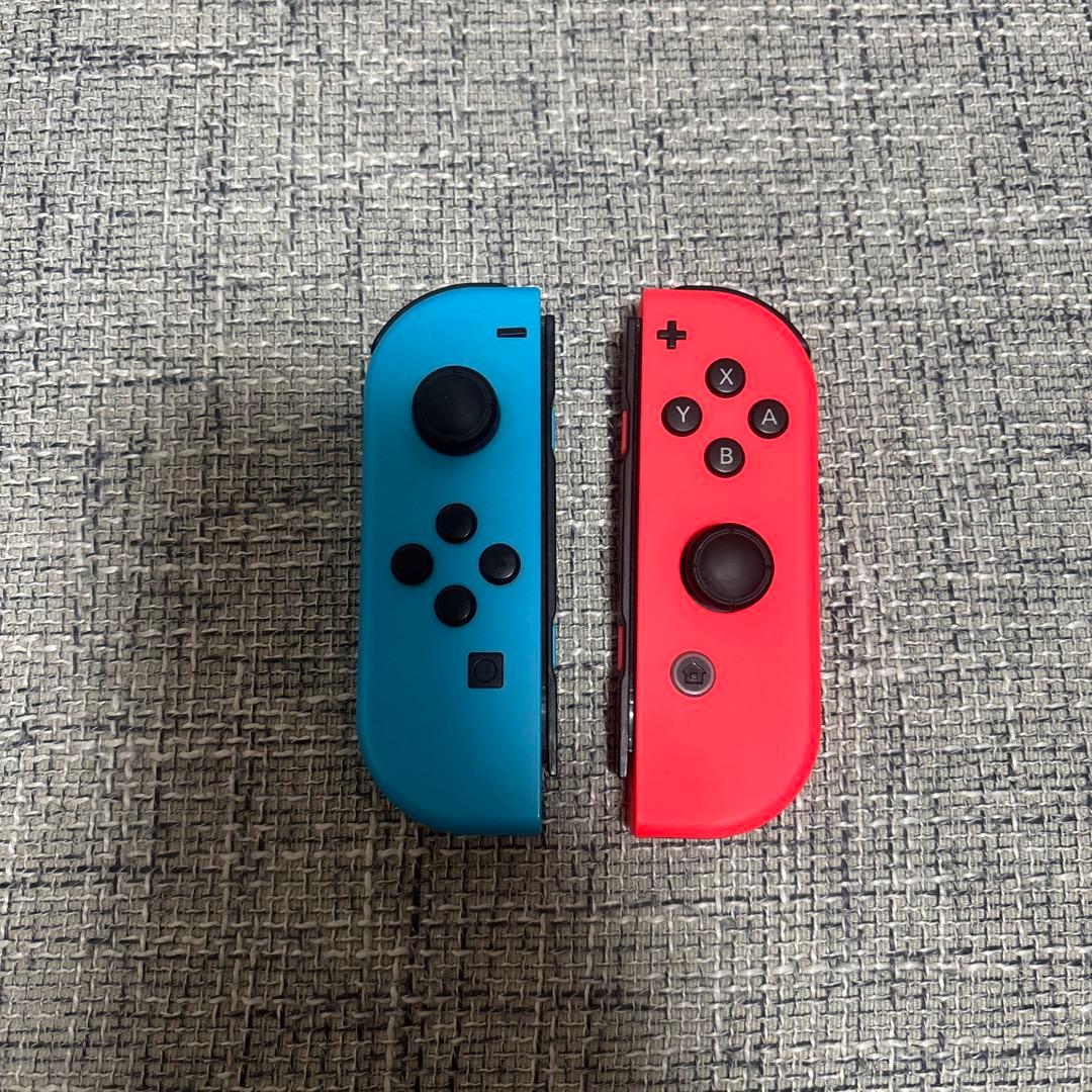 Nintendo Switch青／赤➕付属品