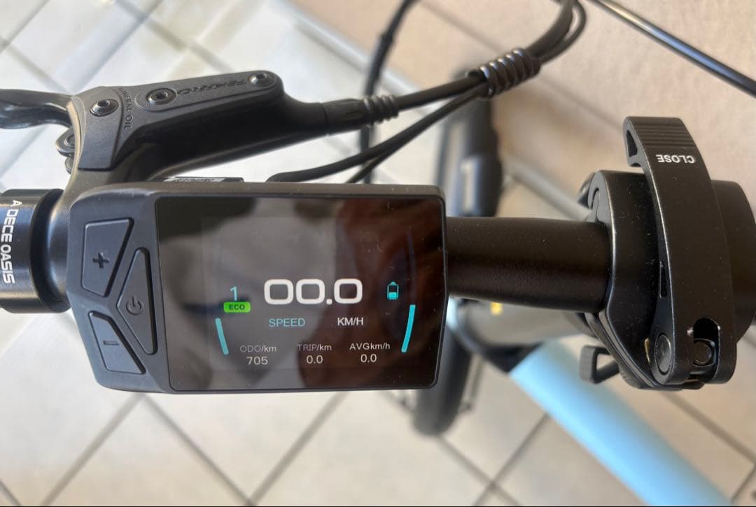 ADO 電動アシスト自転車　AIR 20 PRO