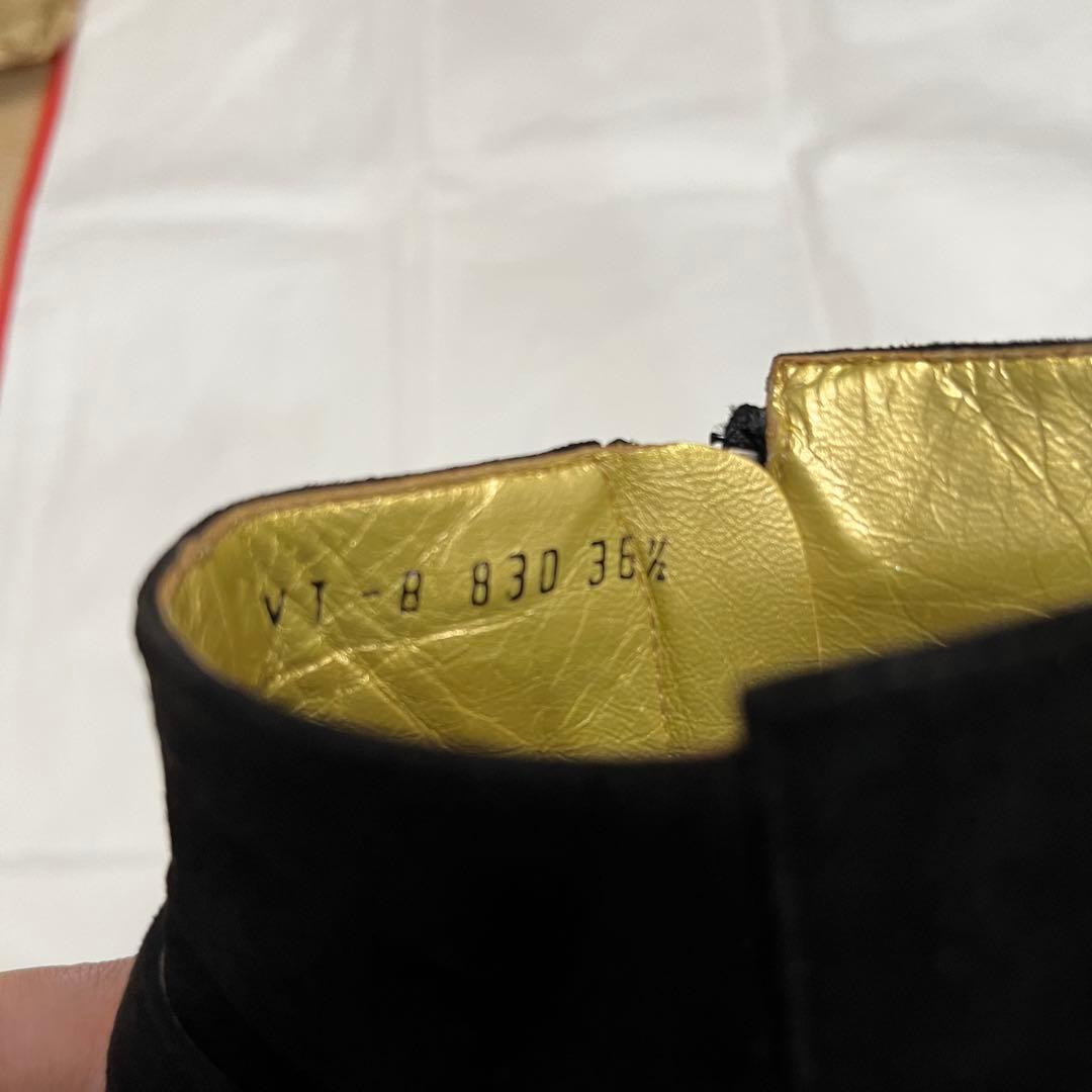 VERSACE ブラックショートブーツ スエード