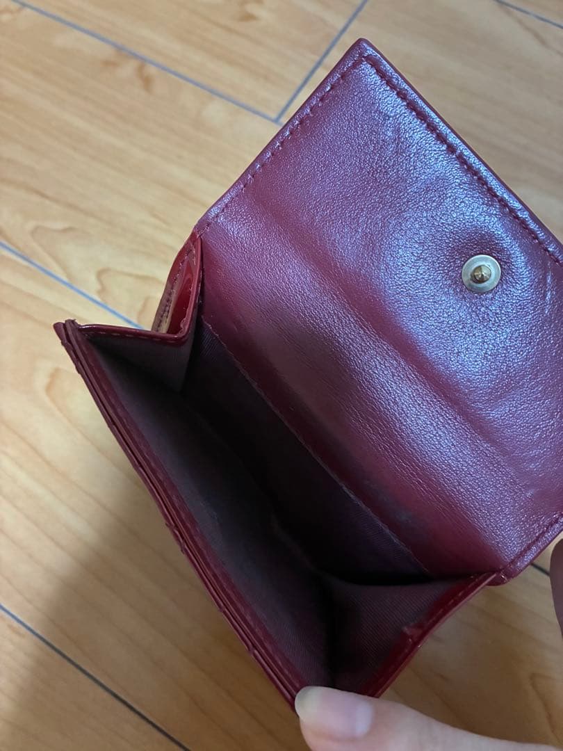 Lady Dior Lotus ウォレット　カナージュパテントカーフスキン　財布