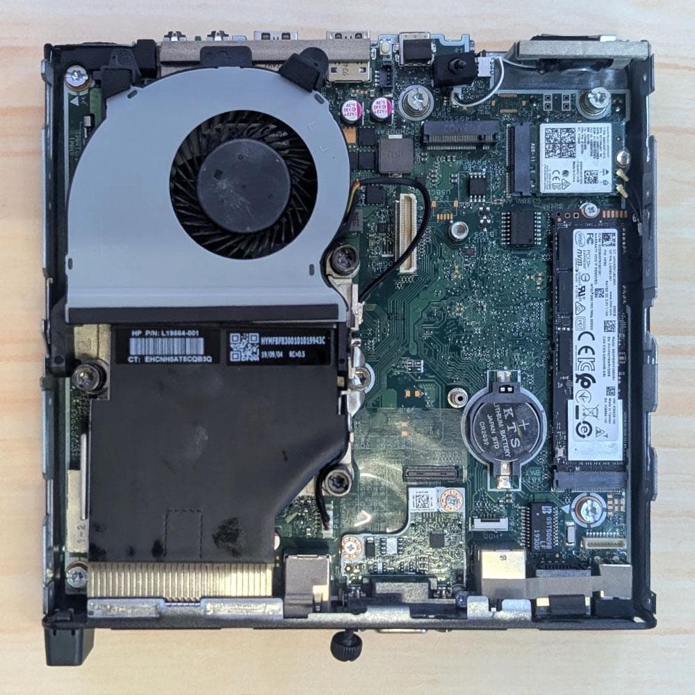 HP FlieDesk800G4 i5 8th 8G 256GWiFi搭載