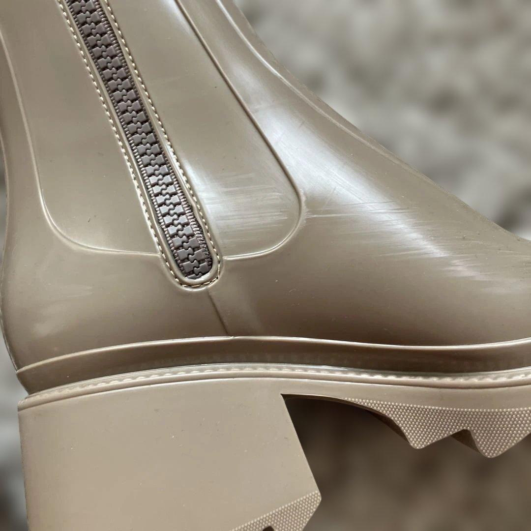 Chloé ベージュ ジッパー付きレインブーツ