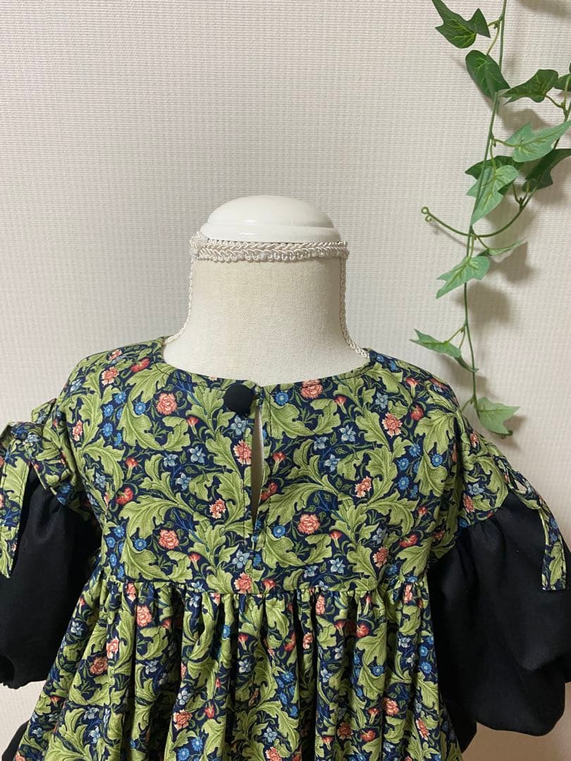 ハンドメイド　ふっくら袖ワンピース