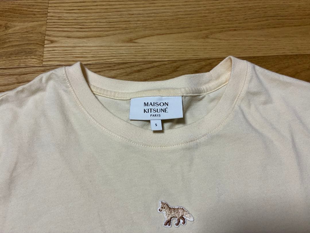 ☆らり☆《美品》MAISON KITSUNEベイビーフォックスTシャツS