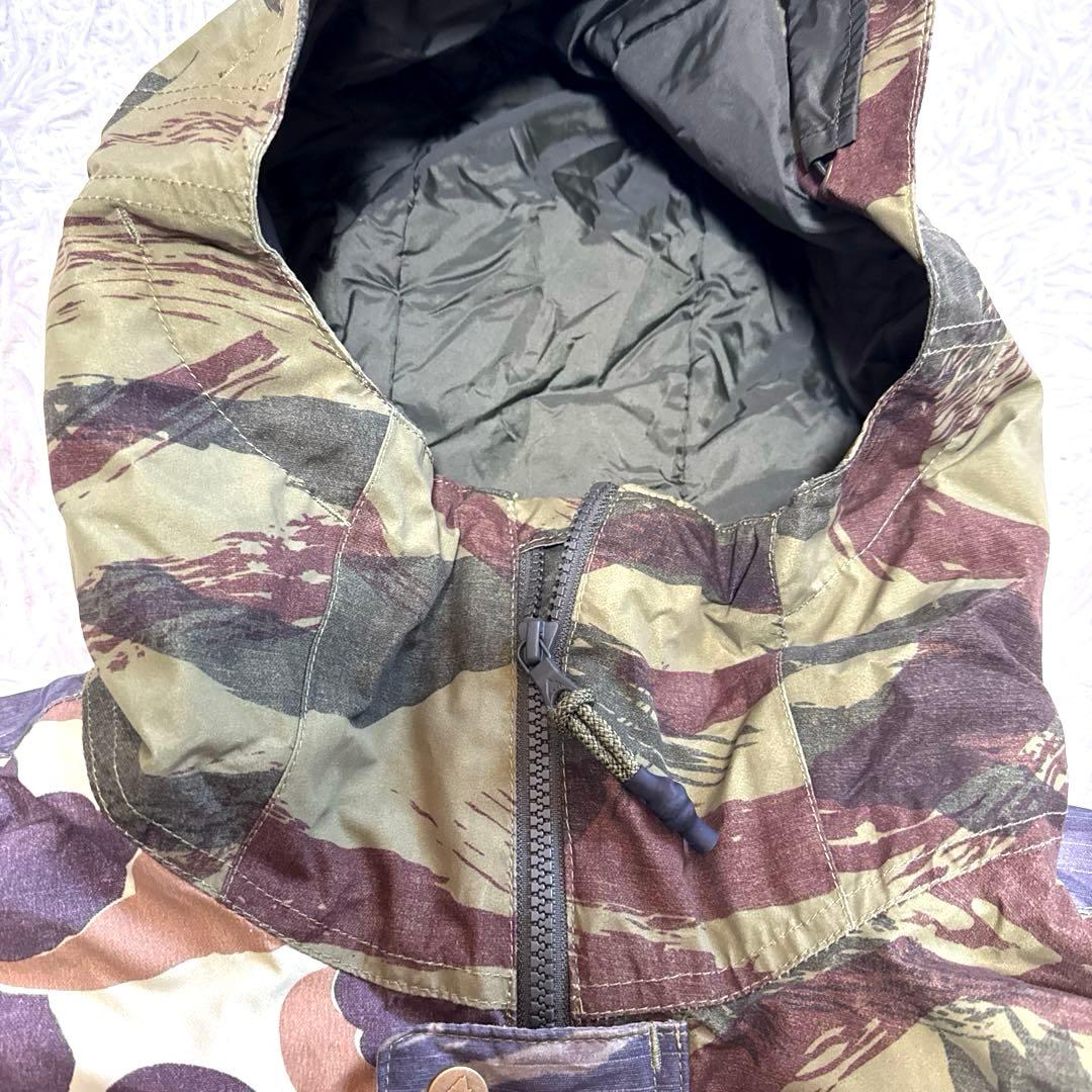 BURTON バートン　スノーボードジャケット　迷彩　カーキ　メンズS