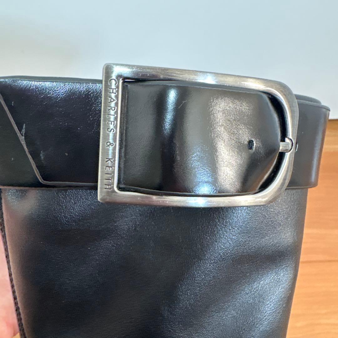 CHARLES & KEITH ブラック 厚底 ショートブーツ