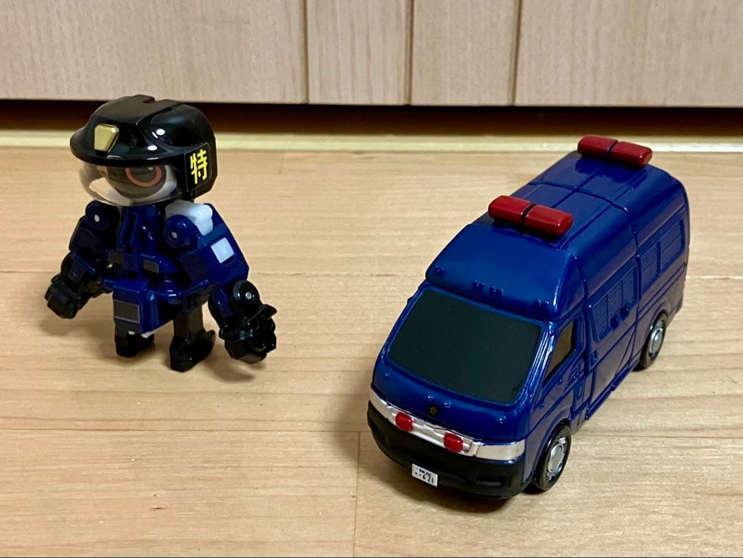 トミカ ジョブレイバー ポリスブレイバー 機動隊＆交通機動隊 Wセット