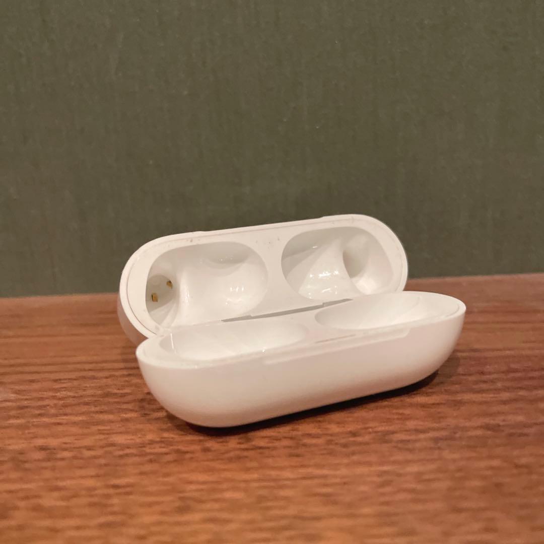 AirPods Pro 充電ケース モデル番号：A2190