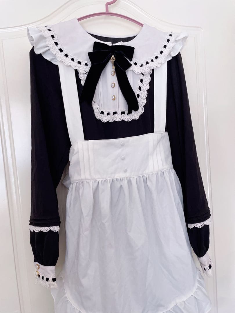 amavel マイド服　ワンピース　エプロン付き