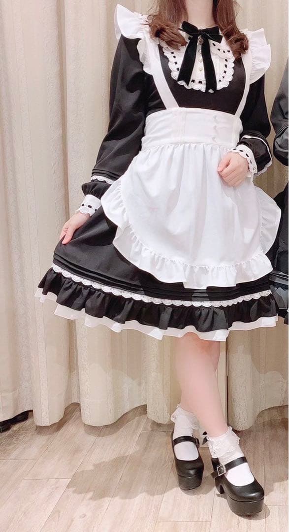 amavel マイド服　ワンピース　エプロン付き