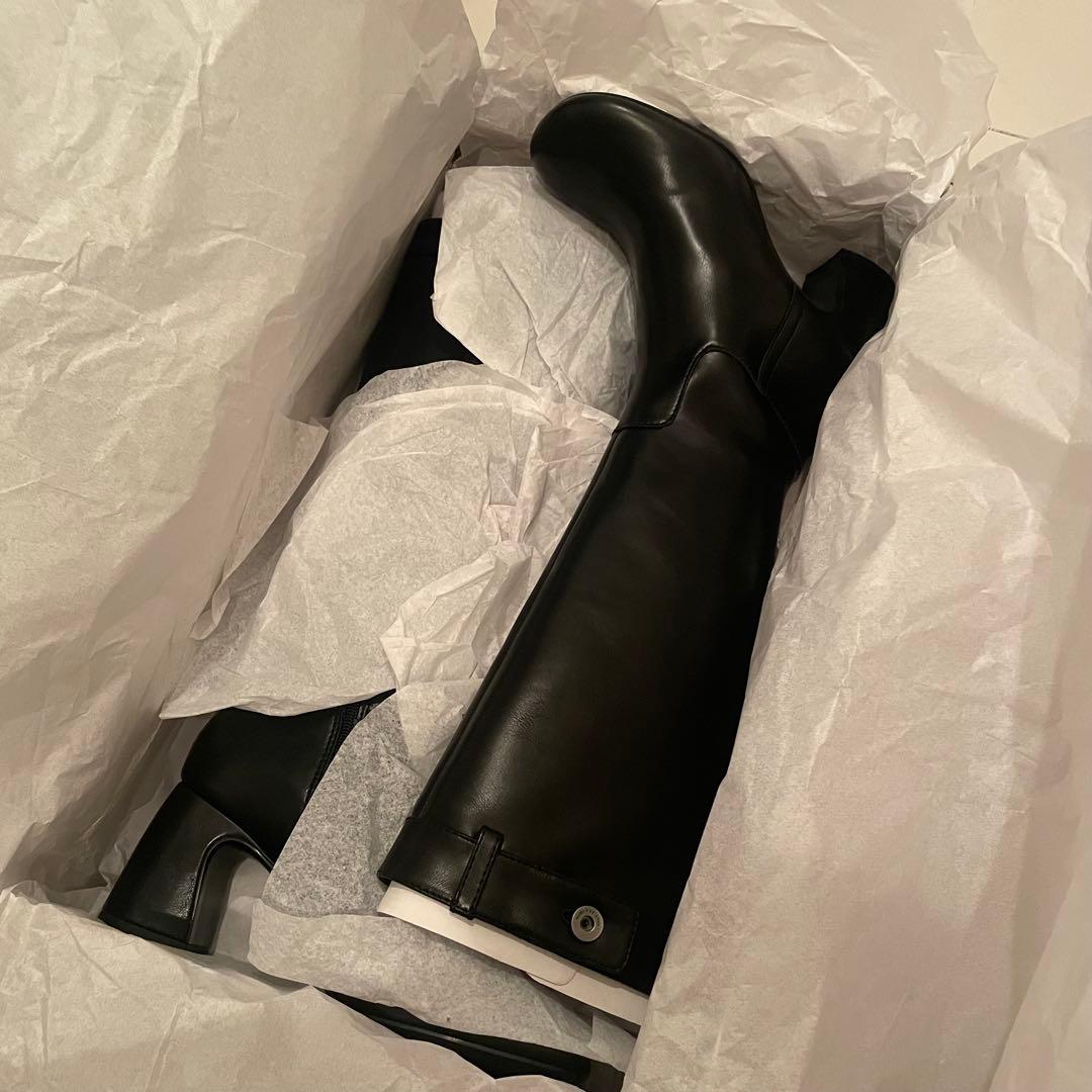 CHARLES&KEITH チャールズアンドキース　ブラックロングブーツ