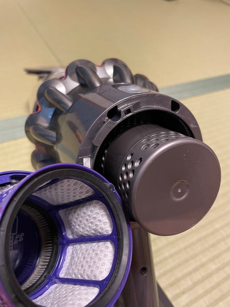 Dyson 掃除機　コードレスクリーナー　ダイソン　sv12 v10 動作品