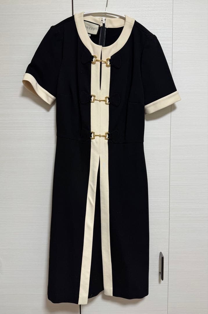 GUCCI 半袖ワンピース　Mサイズ