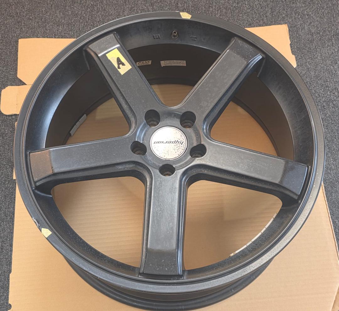 CX-5 ハイペリオン CVS1.5 20インチ 4本 8.5J +45