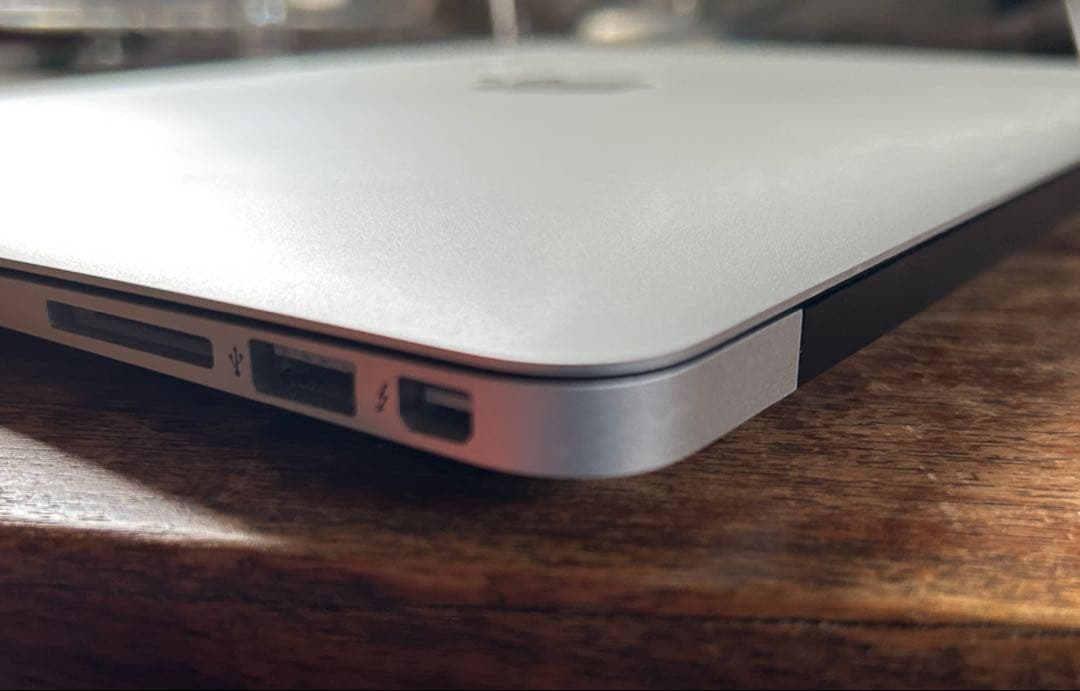 （ジャンク）Apple MacBook Air 2017