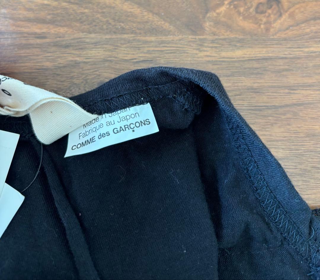 Tao COMME des GARCONS 後ろ開き刺繍切り替えボレロTシャツ