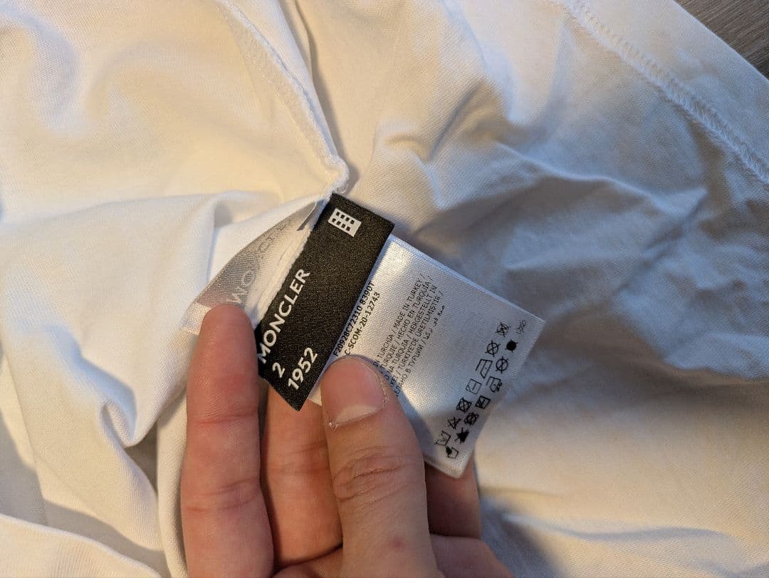 モンクレール　ロゴTシャツ　xl