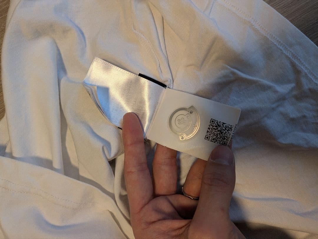 モンクレール　ロゴTシャツ　xl