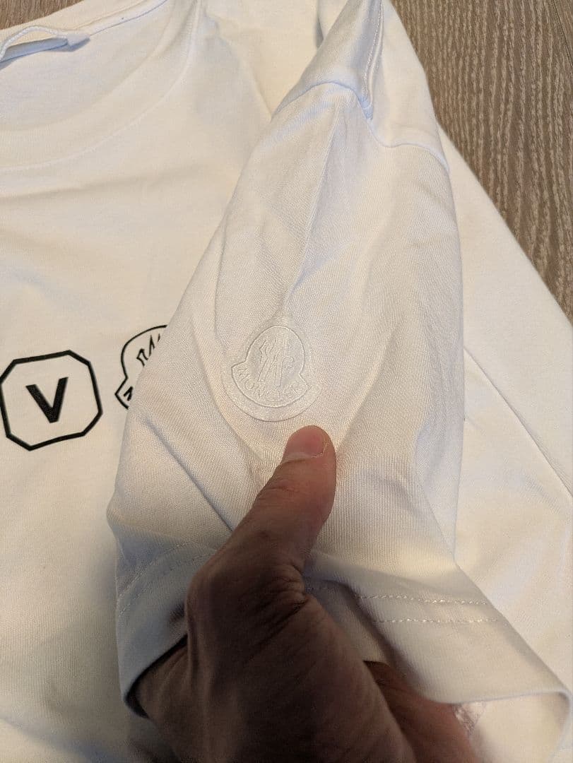 モンクレール　ロゴTシャツ　xl