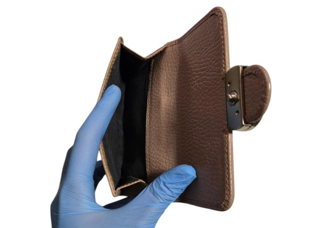 GUCCI インターロッキング　二つ折り財布　615525