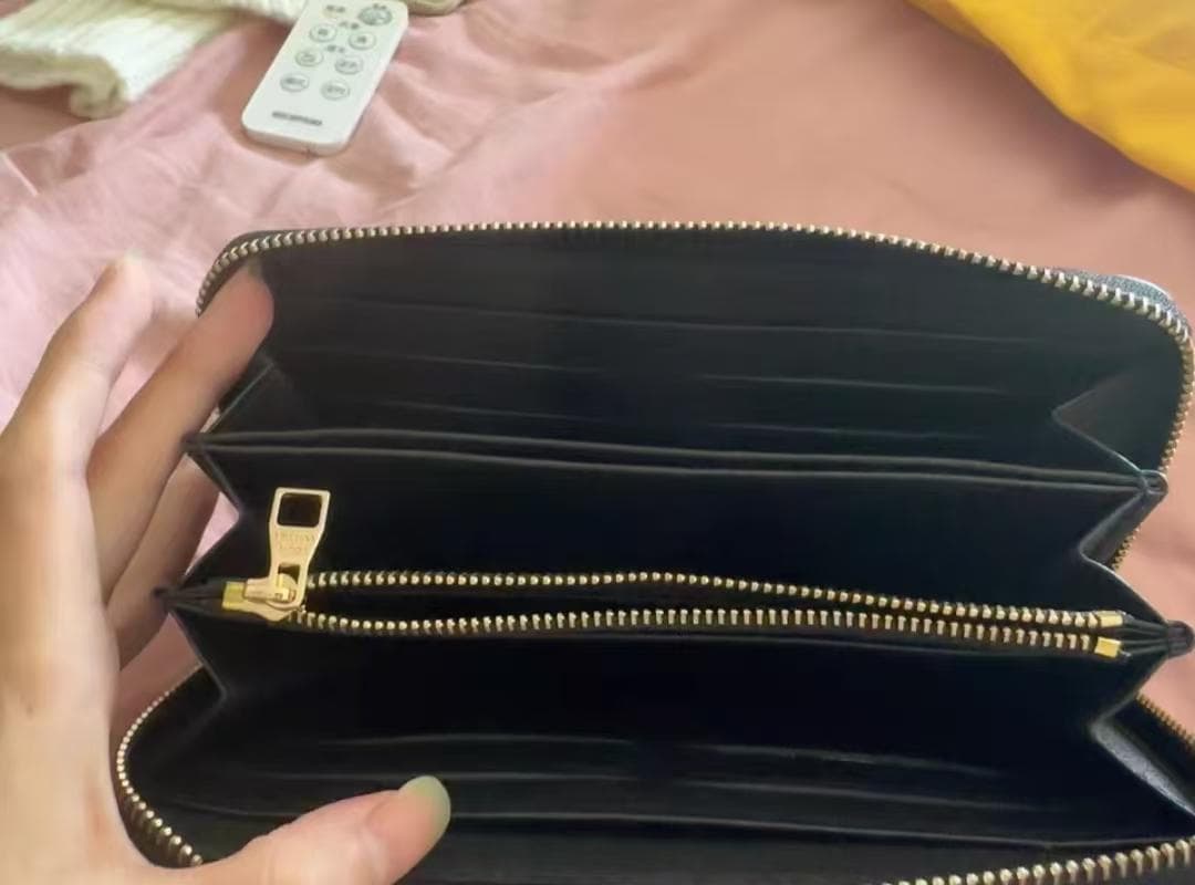 【極美品】ブラック 長財布