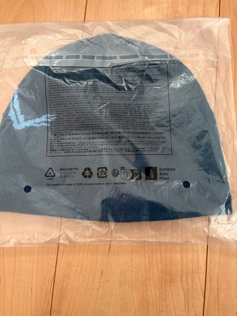 Arcteryx ビーニー　ブルー