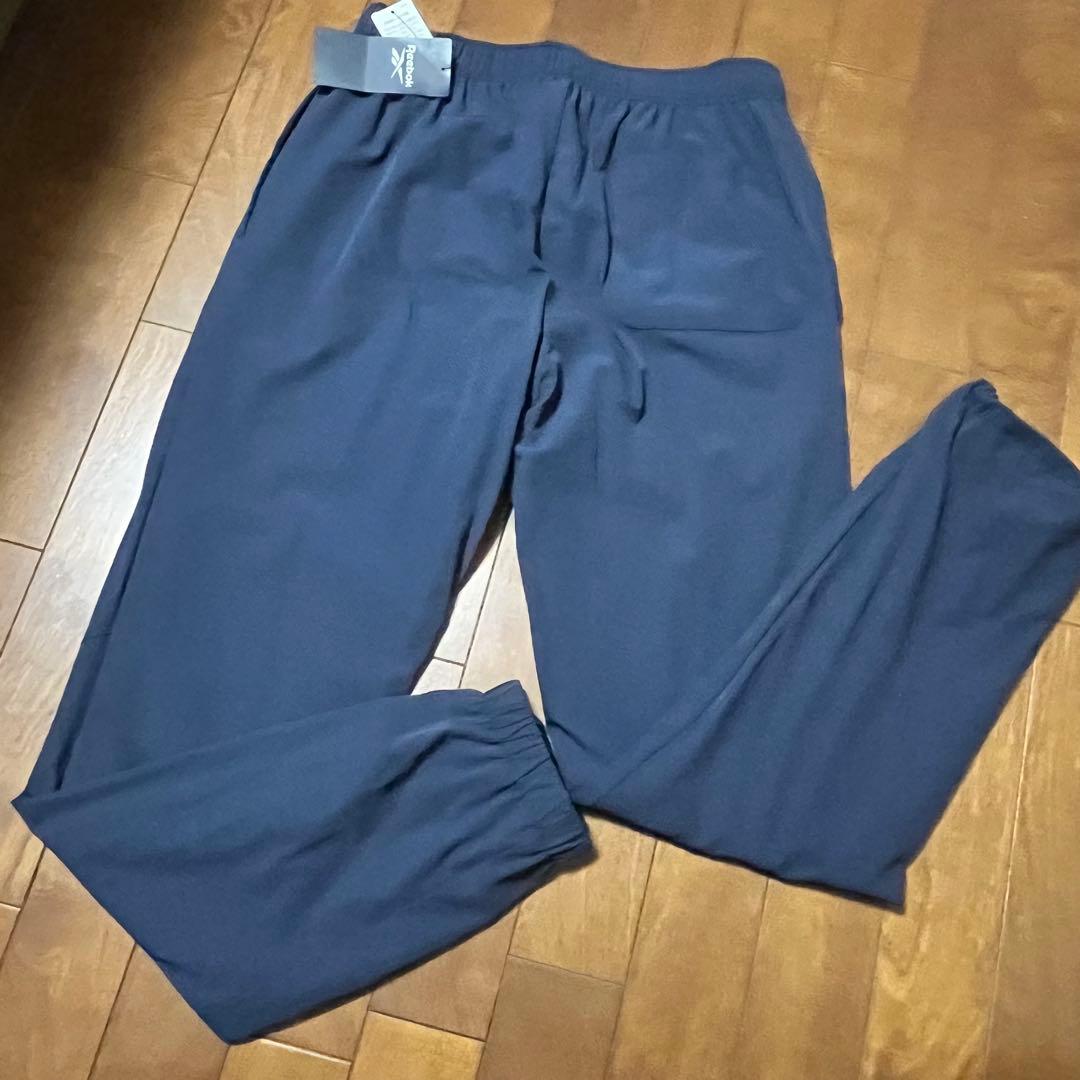 新品　Reebok リーボック ウインドブレーカー 上下セット ネイビー　M