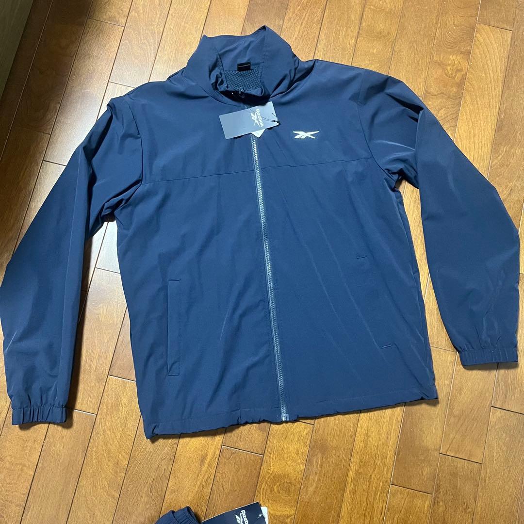 新品　Reebok リーボック ウインドブレーカー 上下セット ネイビー　M