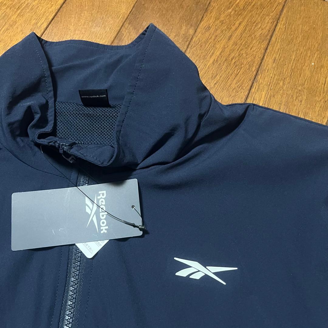 新品　Reebok リーボック ウインドブレーカー 上下セット ネイビー　M